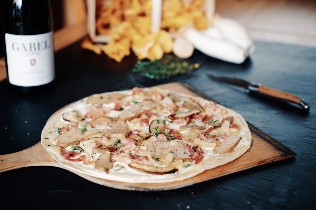Flammkuchen mit Pancetta & Steinpilzen