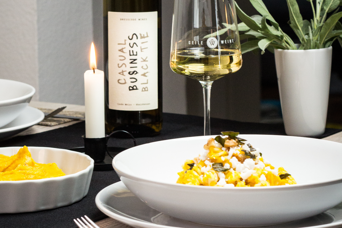 Kürbis-Rahm-Pasta mit Salbei und Feta