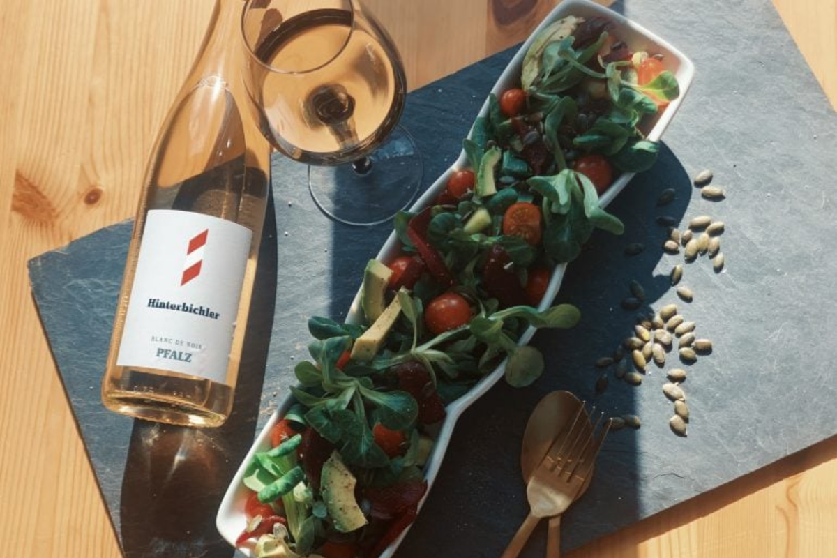 Frühlingsfrischer Feldsalat