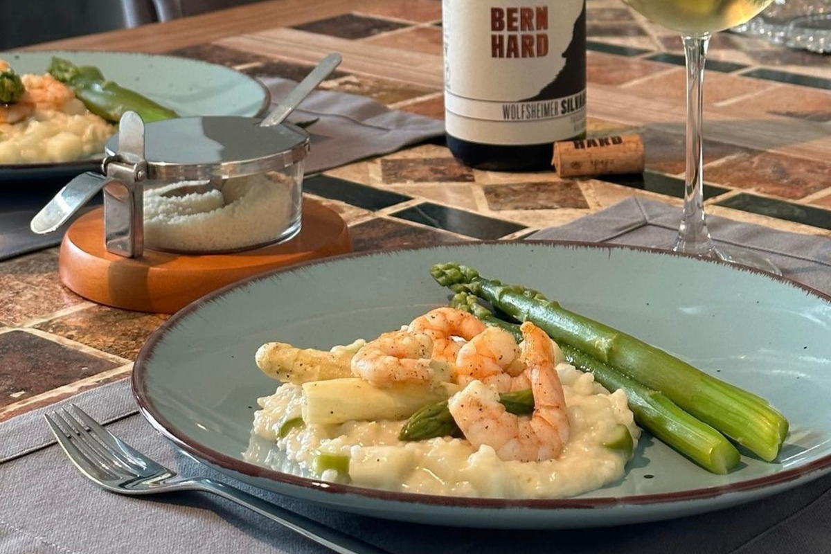 Risotto mit Garnelen und grünem Spargel