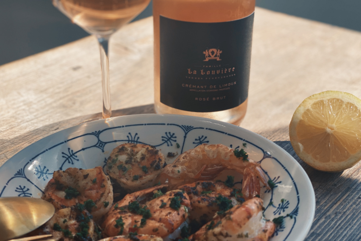 Garnelen à la Saint-Tropez mit Baguette & Crémant
