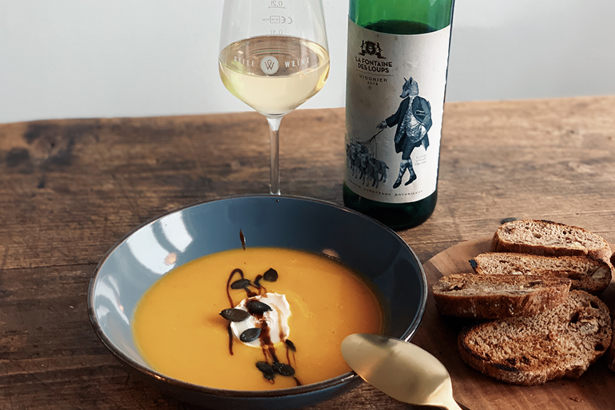 Kürbissüppchen mit Ziegenkäse