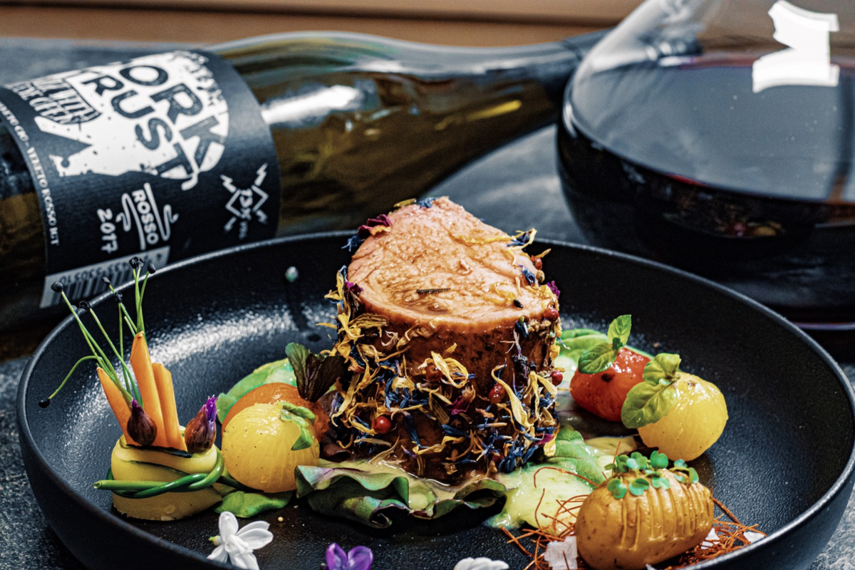 Gran Parino Schweinefilet an Balsamico-Rosmarin-Marinade von der Zedernholzplanke